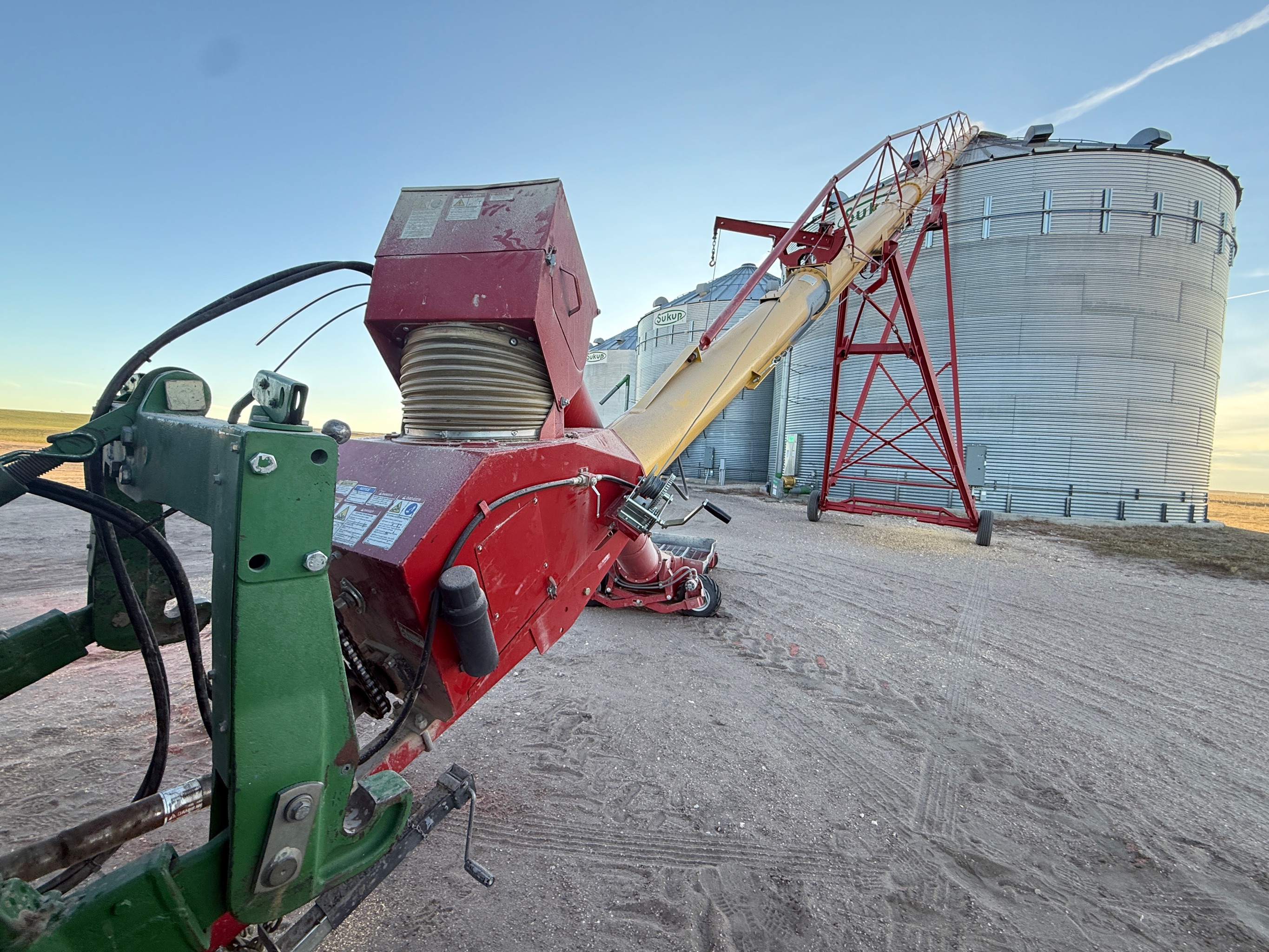 2020 Westfield MKX130-94 Grain Auger