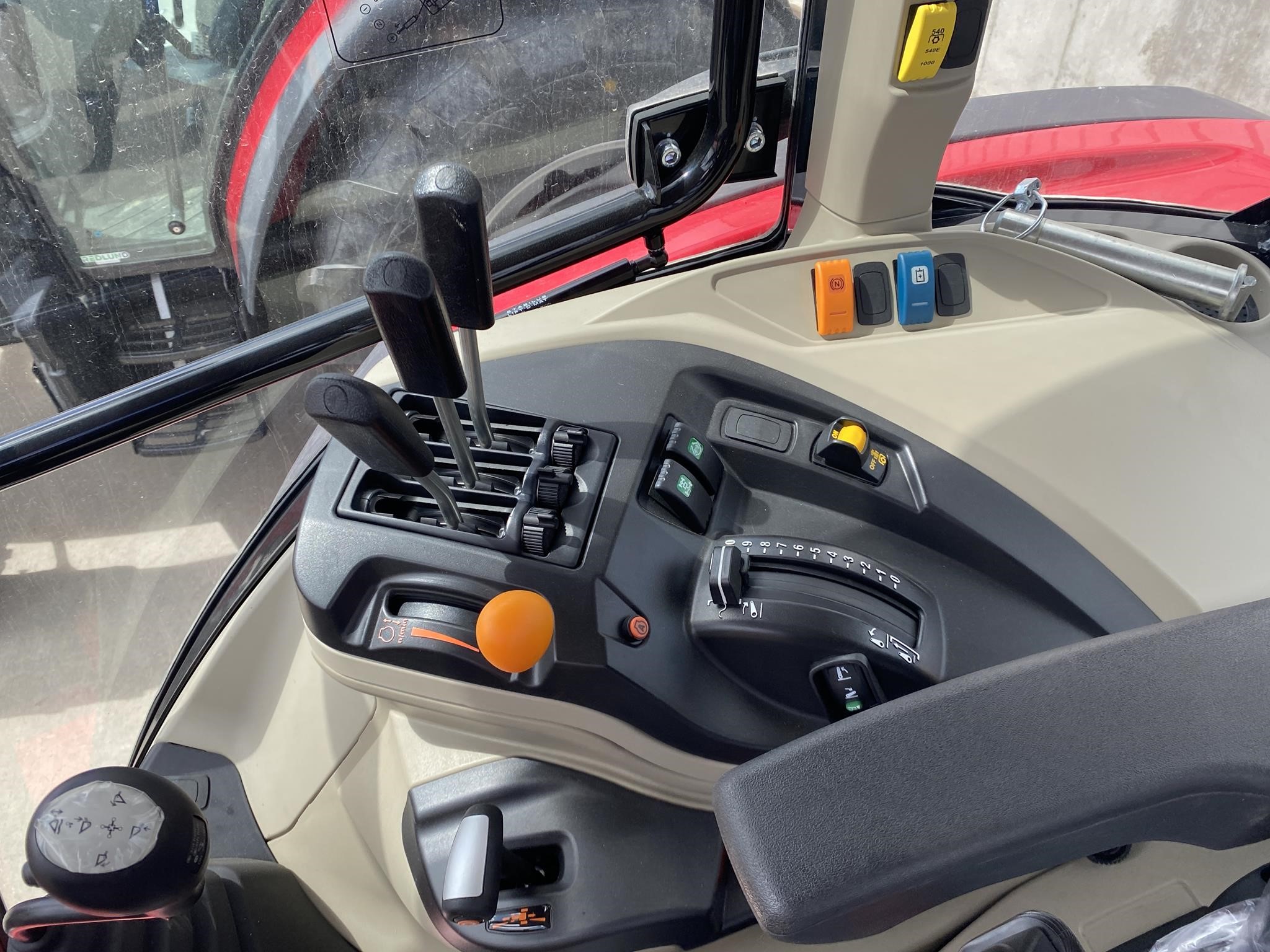 2024 Massey Ferguson MF5711D Tractor