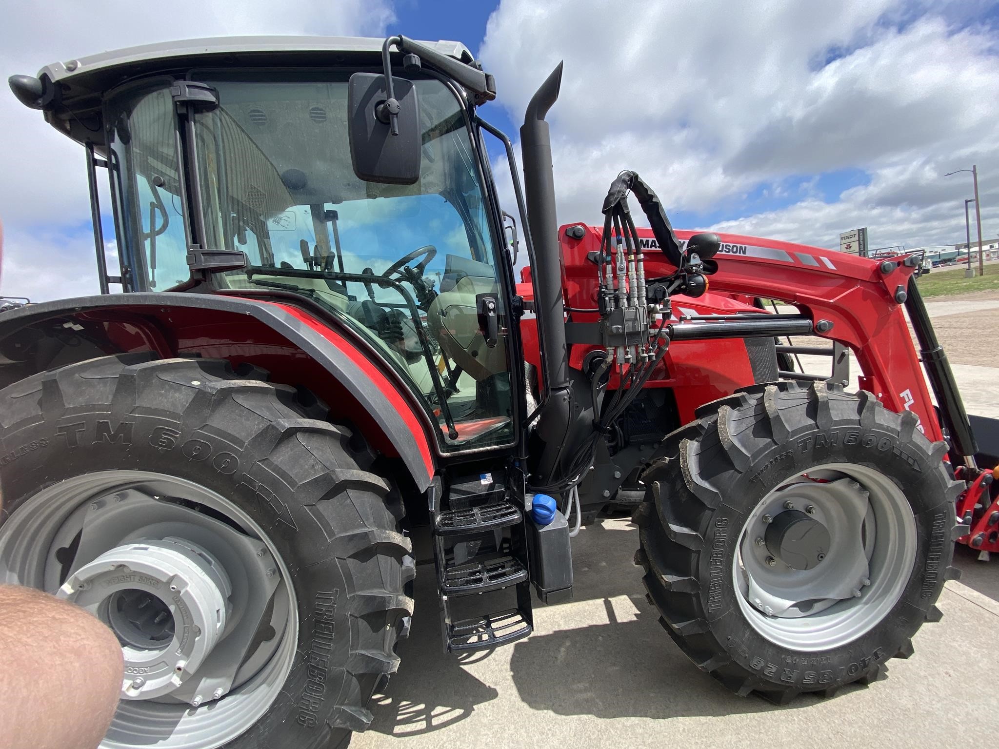2024 Massey Ferguson MF5711D Tractor