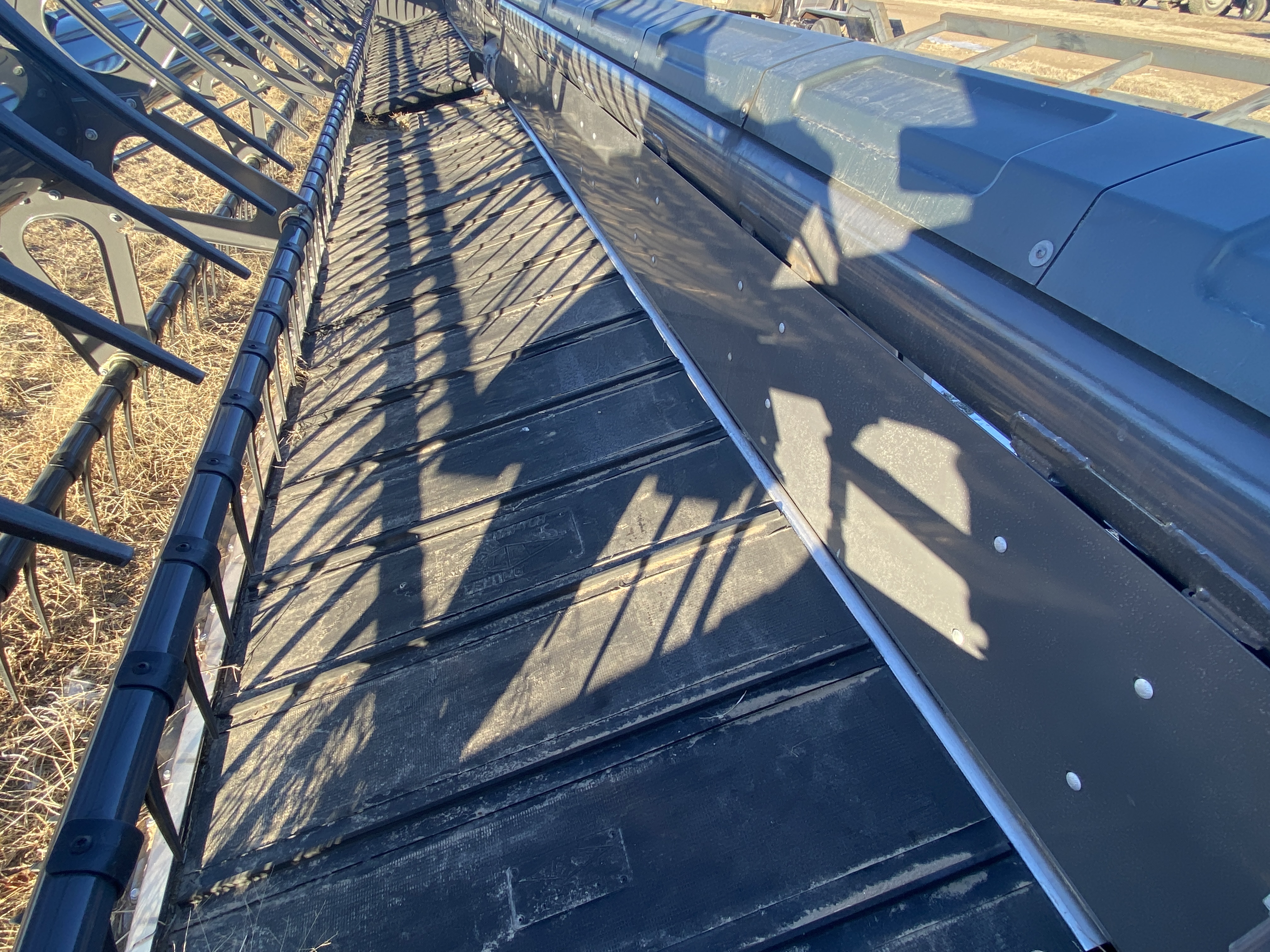 2024 Gleaner 9340 Header Combine