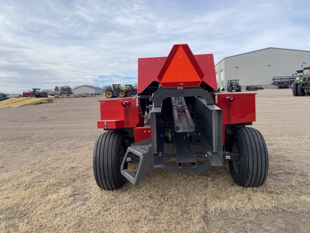 2025 Massey Ferguson MF1840 Baler/Square