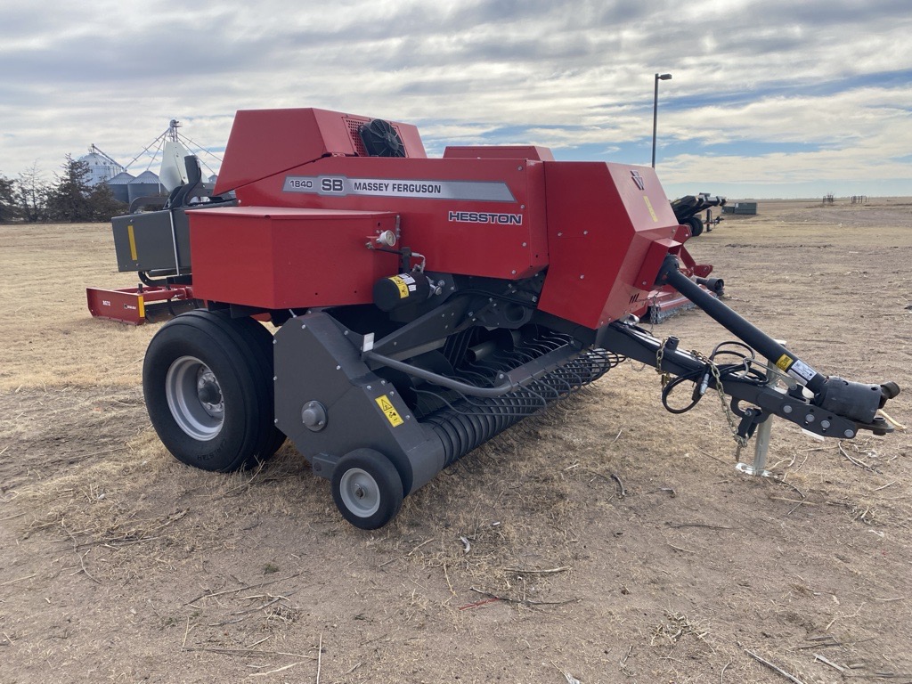 2025 Massey Ferguson MF1840 Baler/Square