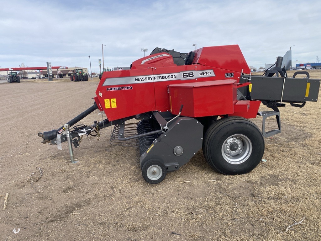 2025 Massey Ferguson MF1840 Baler/Square