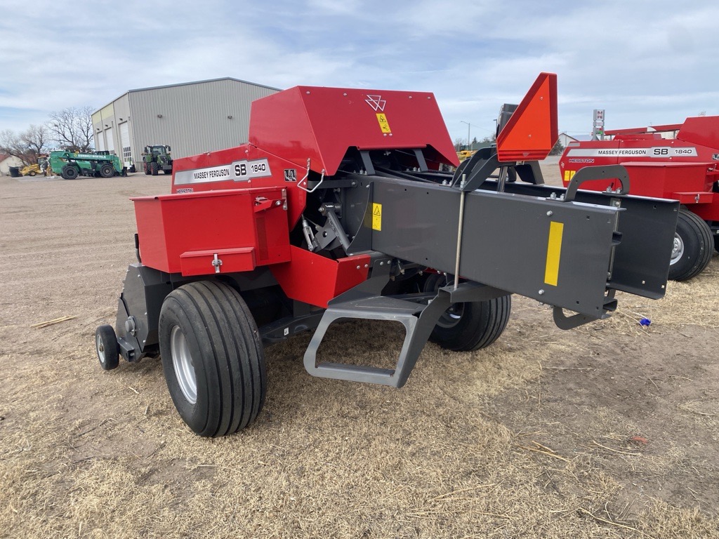 2025 Massey Ferguson MF1840 Baler/Square