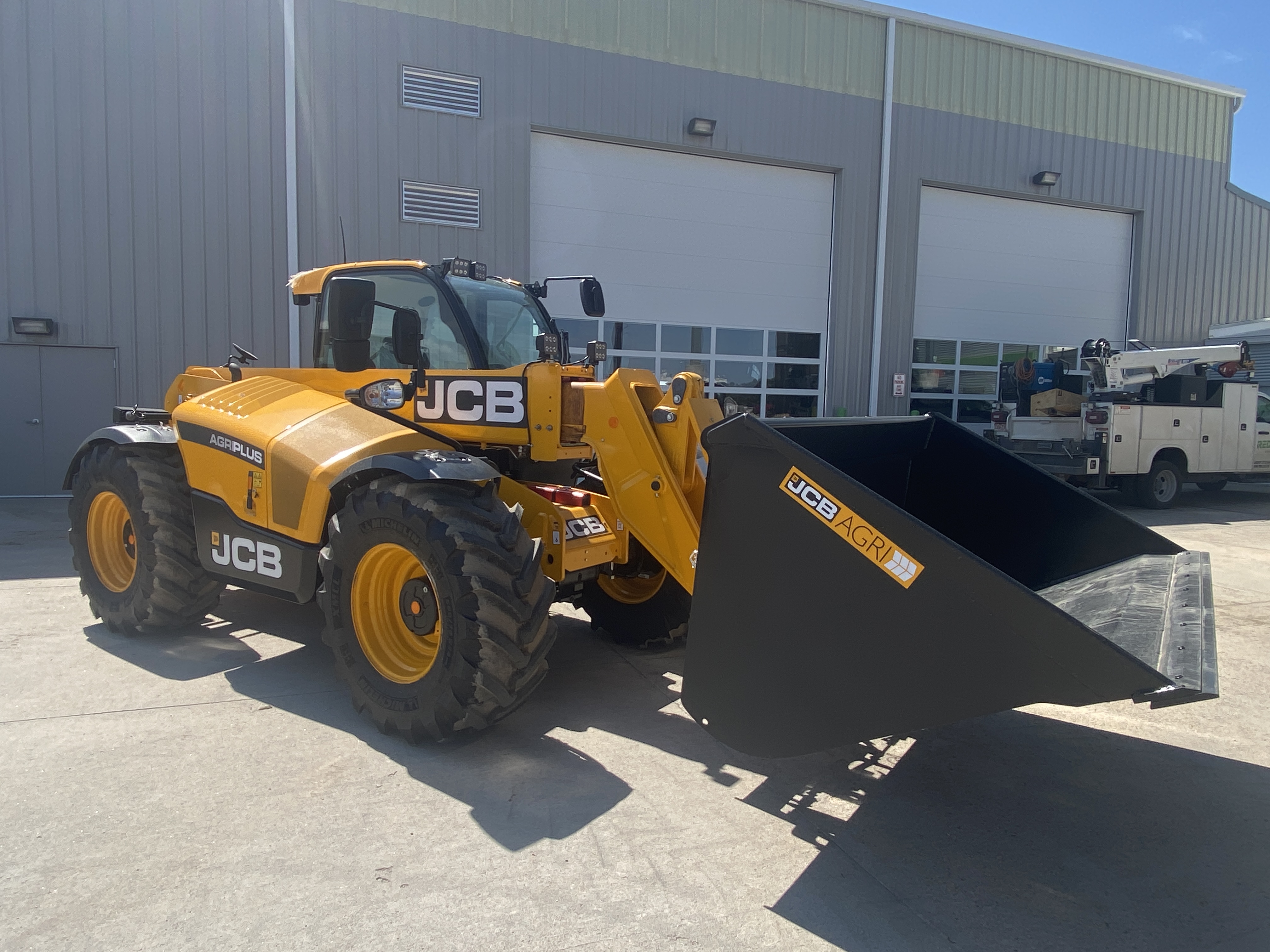 2025 JCB 542-70AG+ TeleHandler