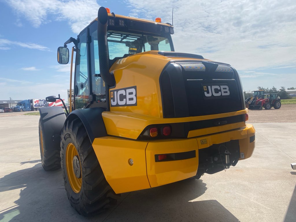 2026 JCB TM420 TeleHandler