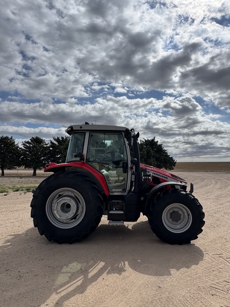 2023 Massey Ferguson MF5S.115 Tractor