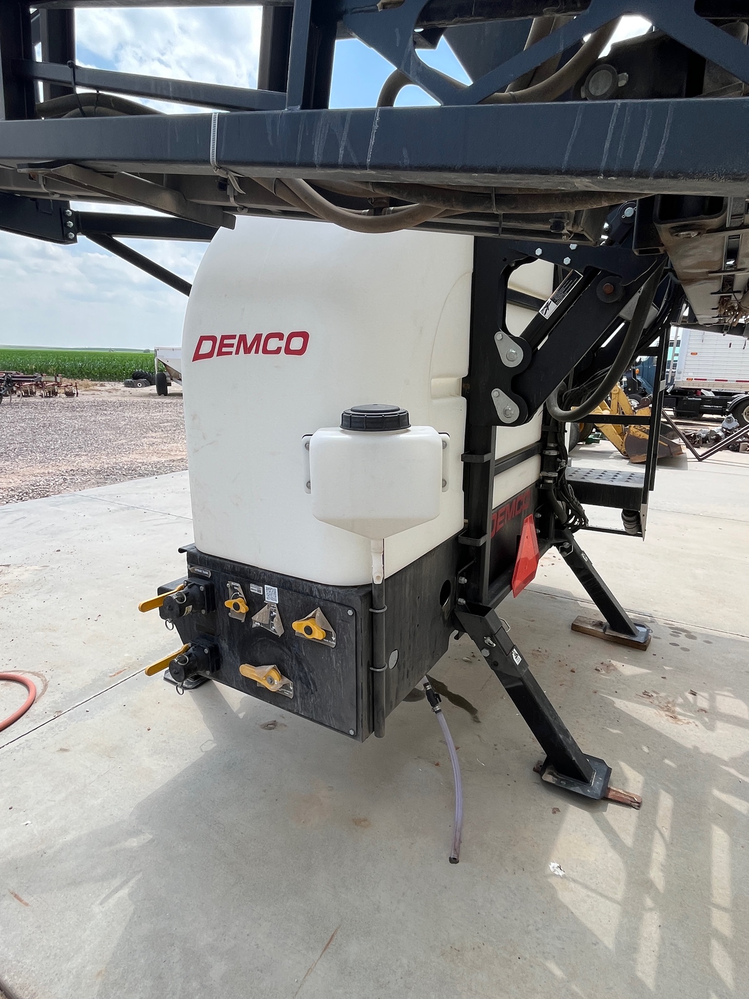 2021 Demco RM600 Sprayer