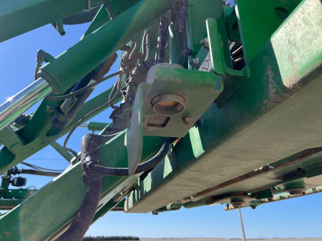 2015 John Deere R4038 Sprayer/High Clearance