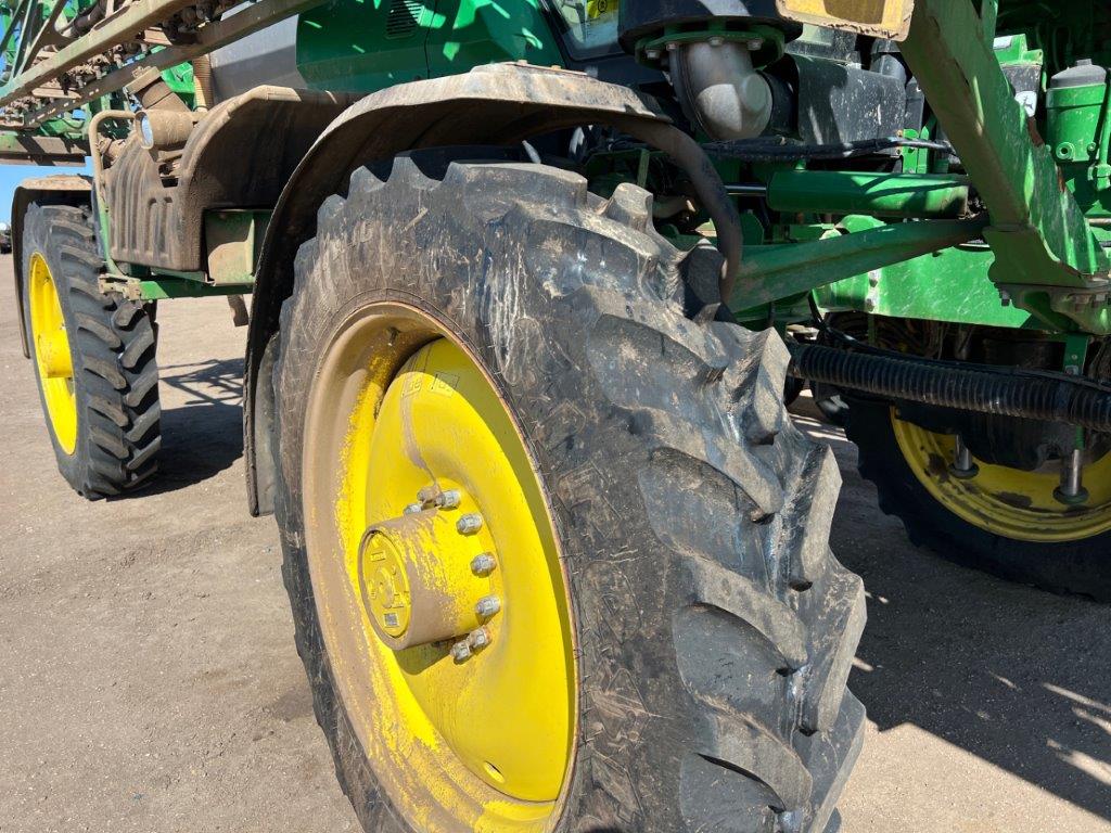 2015 John Deere R4038 Sprayer/High Clearance