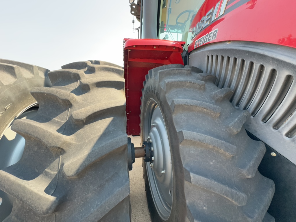 2023 Case IH Steiger 370 AFS Tractor