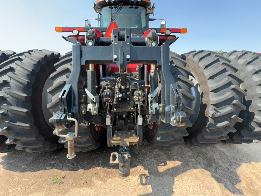 2023 Case IH Steiger 370 AFS Tractor