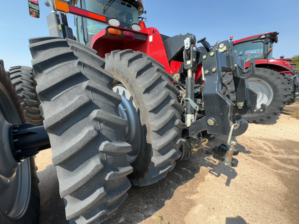 2023 Case IH Steiger 370 AFS Tractor