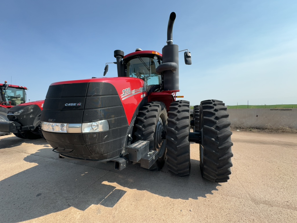 2023 Case IH Steiger 370 AFS Tractor