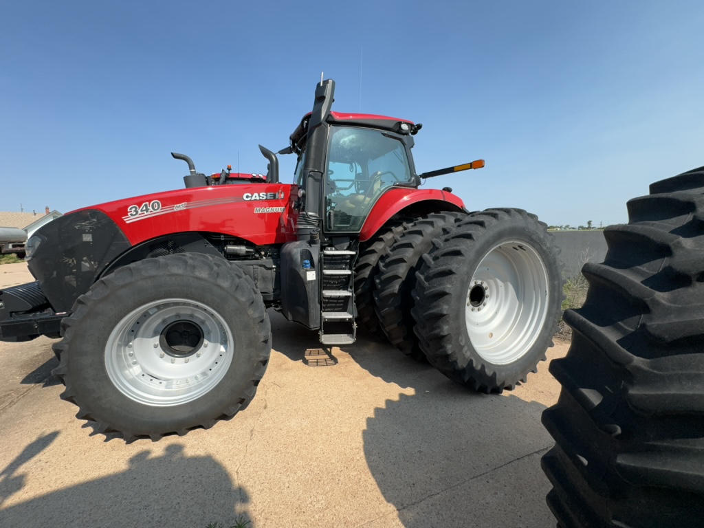 2023 Case IH Magnum 340 AFS Tractor