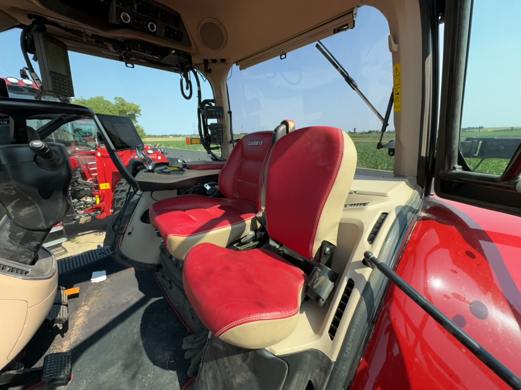 2023 Case IH Magnum 340 AFS Tractor