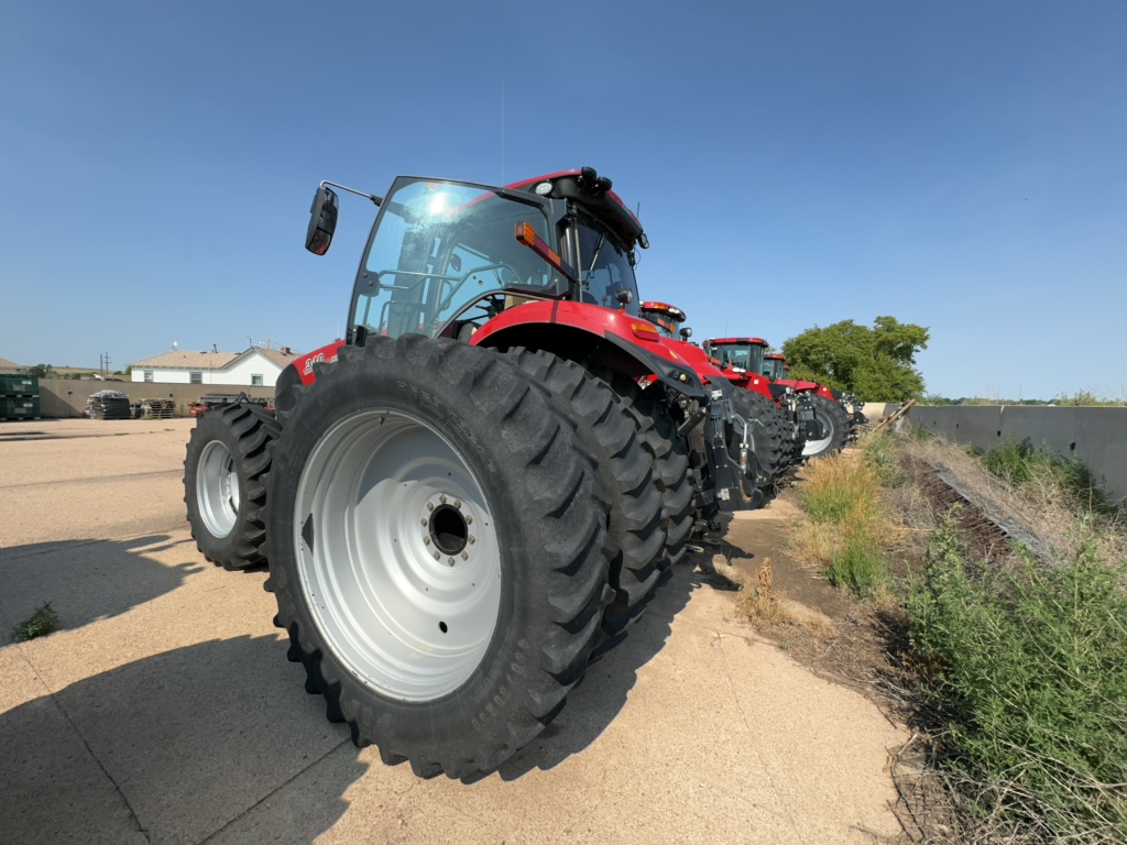 2023 Case IH Magnum 340 AFS Tractor