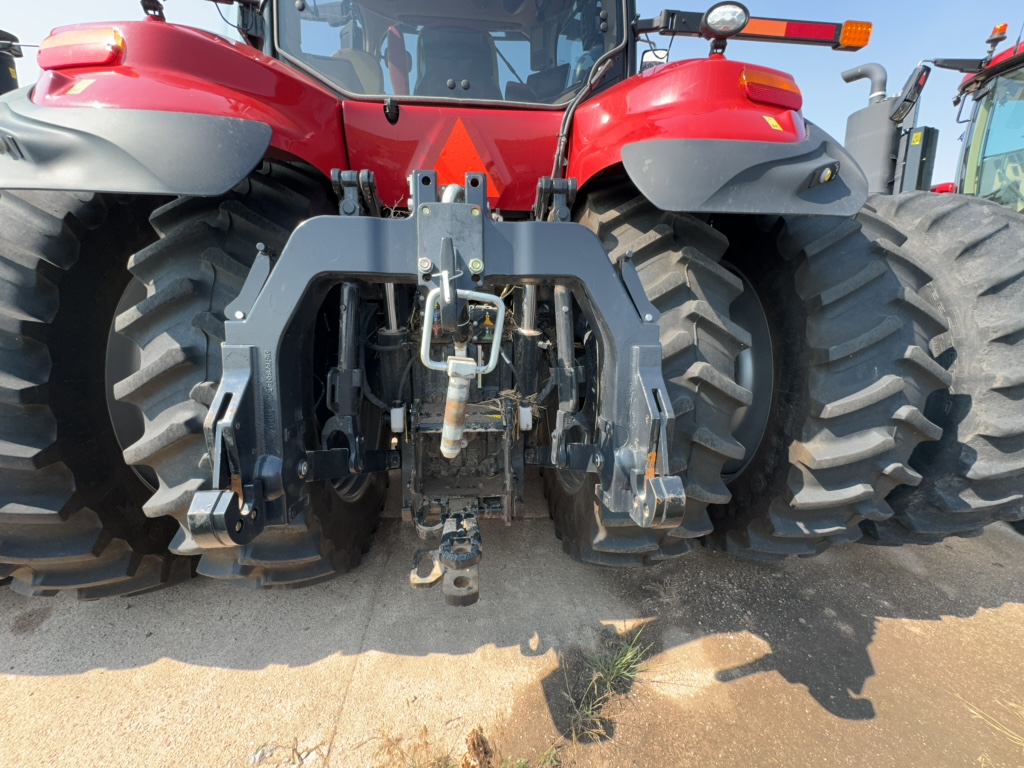 2023 Case IH Magnum 340 AFS Tractor