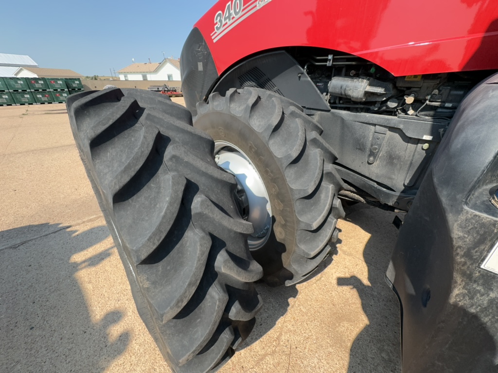 2023 Case IH Magnum 340 AFS Tractor