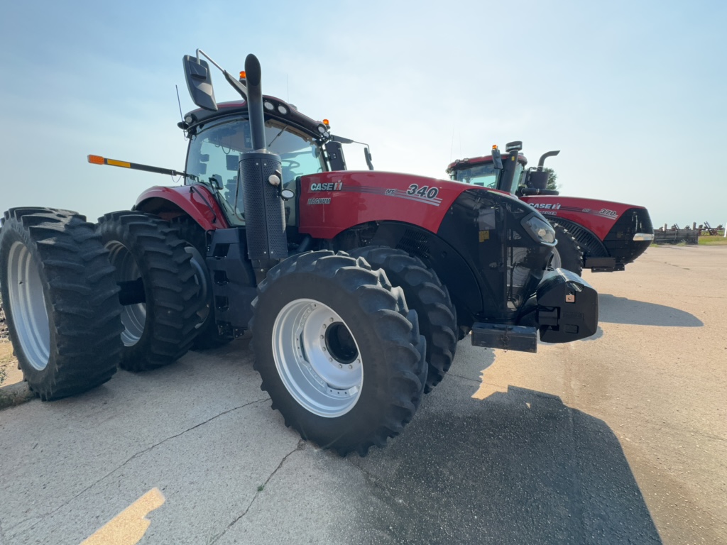 2023 Case IH Magnum 340 AFS Tractor