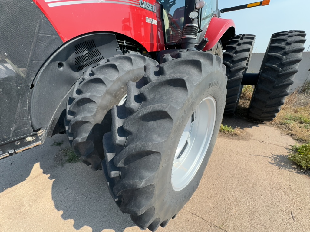 2023 Case IH Magnum 340 AFS Tractor