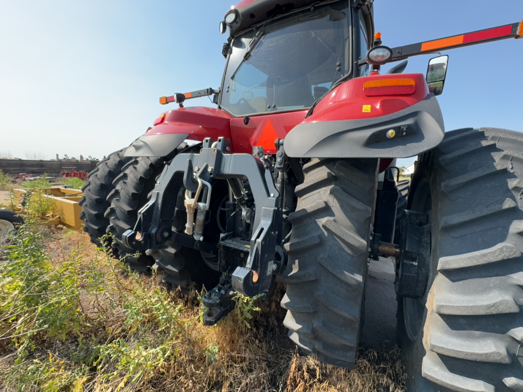 2023 Case IH Magnum 340 AFS Tractor