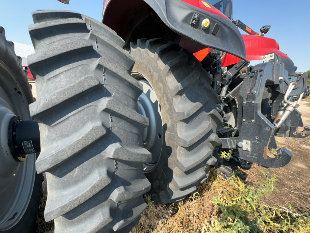 2023 Case IH Magnum 340 AFS Tractor