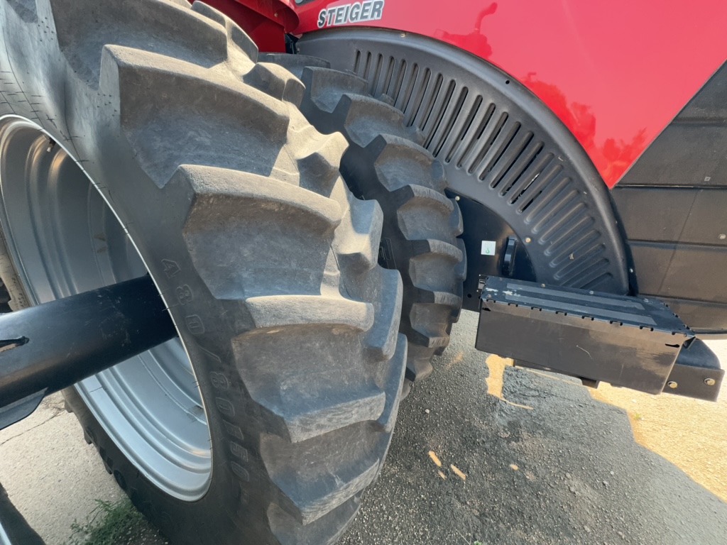 2023 Case IH Steiger 370 AFS Tractor