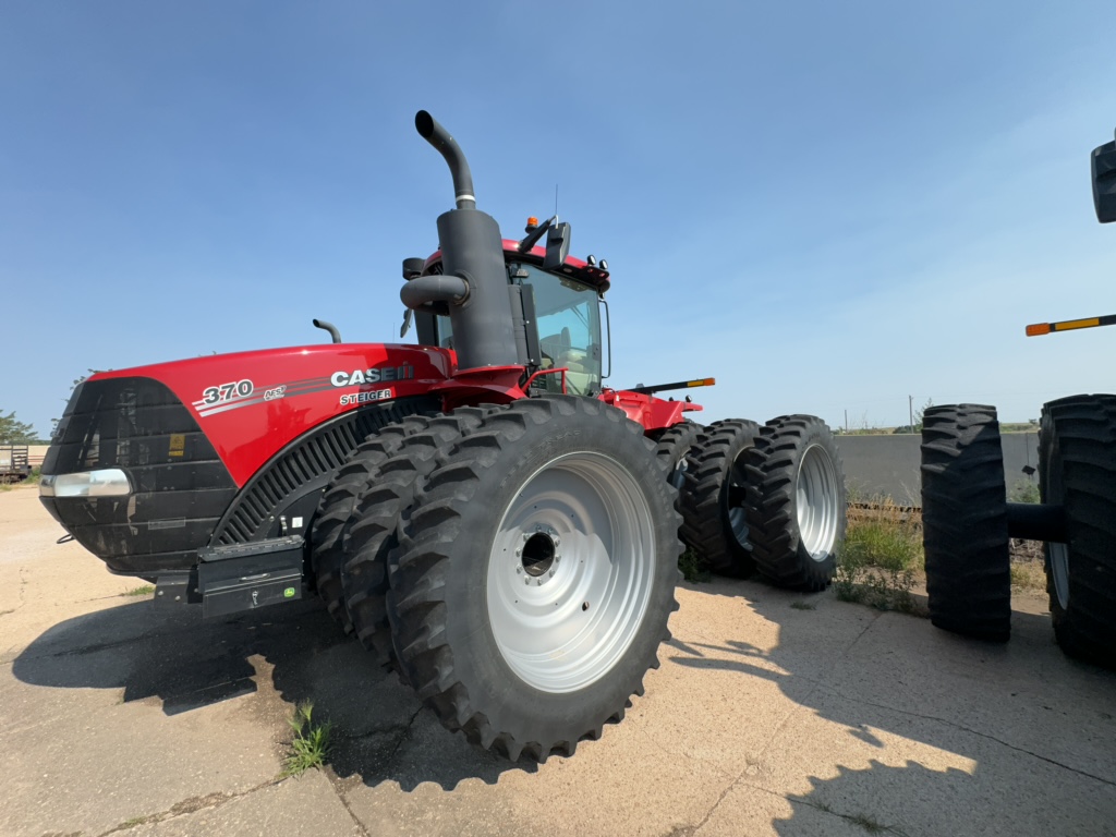 2023 Case IH Steiger 370 AFS Tractor