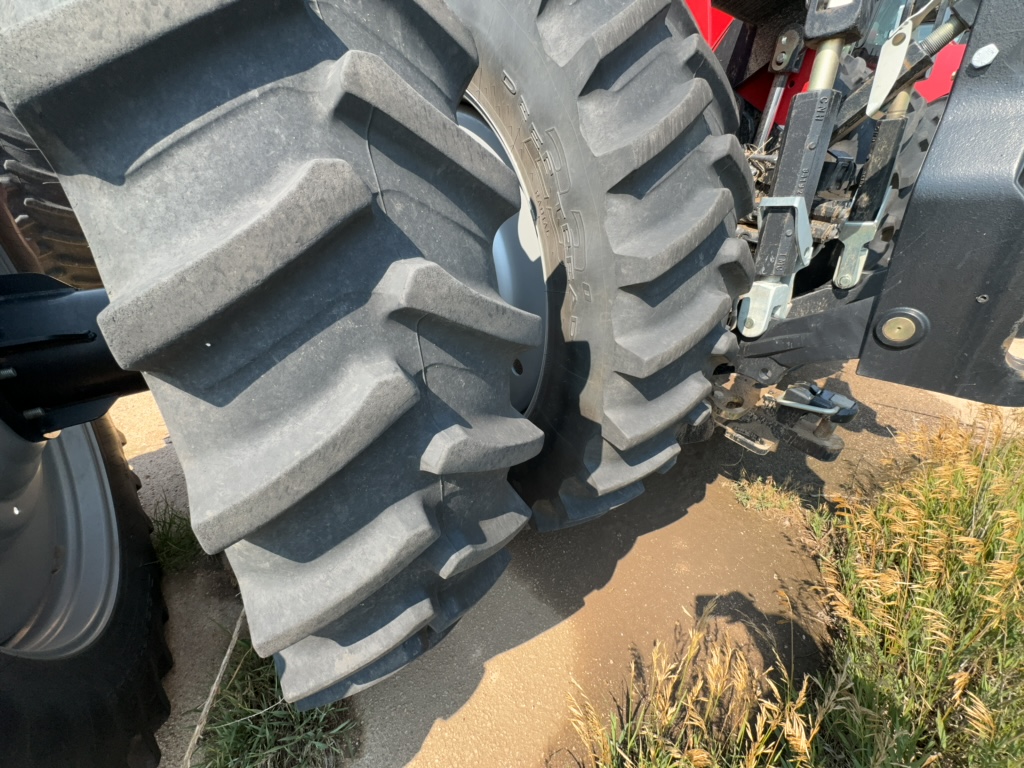 2023 Case IH Steiger 370 AFS Tractor