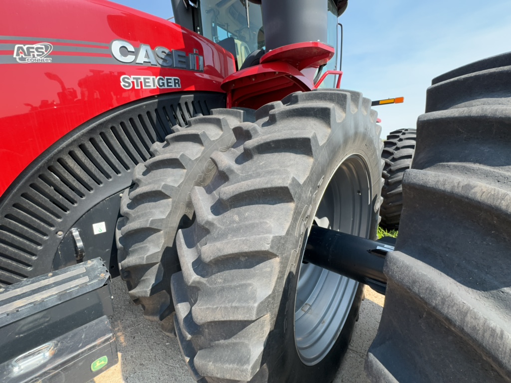 2023 Case IH Steiger 370 AFS Tractor