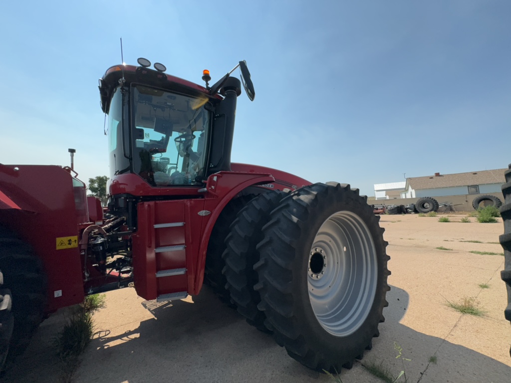 2023 Case IH Steiger 370 AFS Tractor