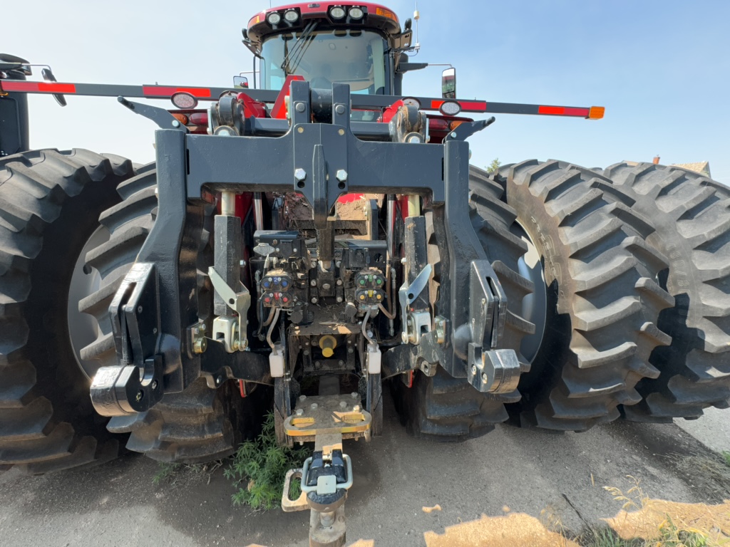 2023 Case IH Steiger 370 AFS Tractor