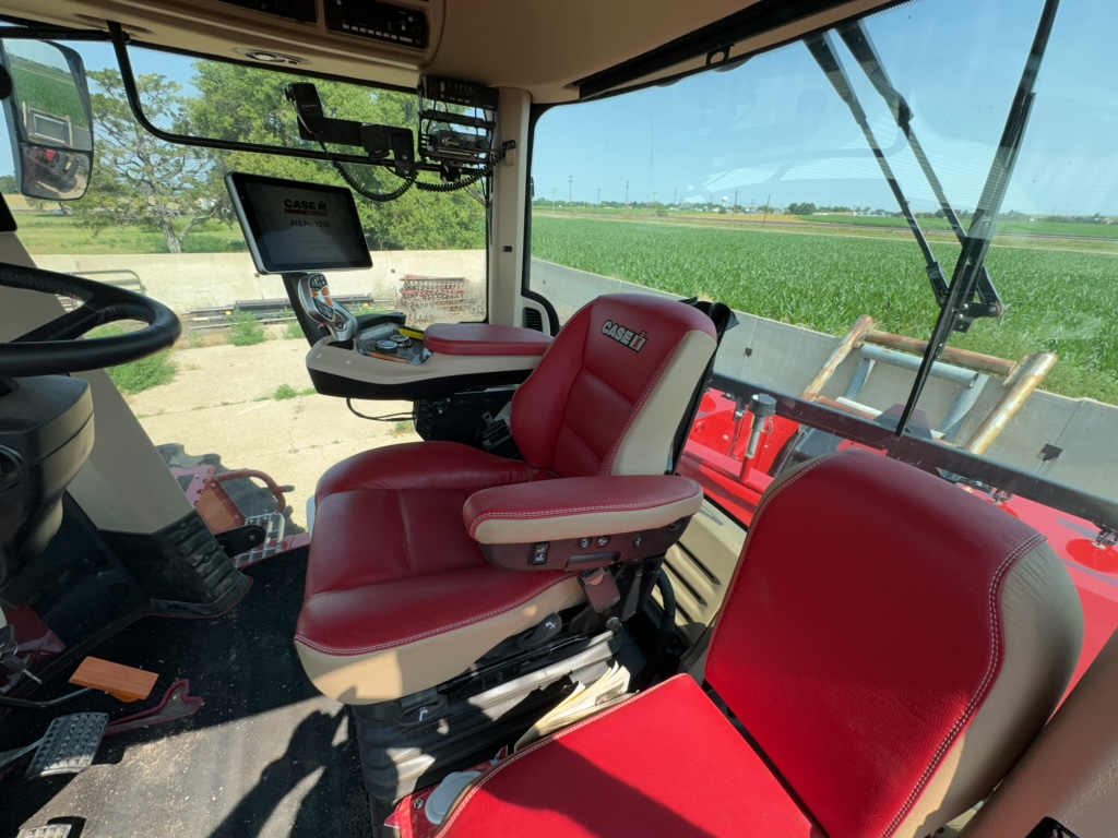 2023 Case IH Steiger 370 AFS Tractor