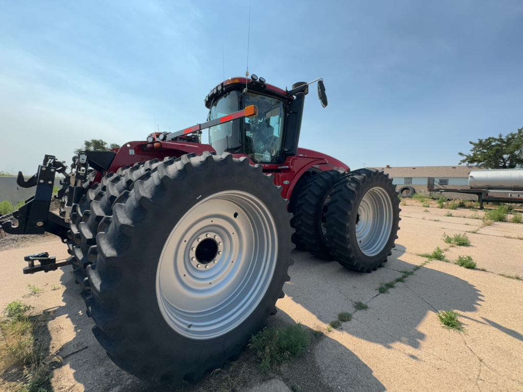 2023 Case IH Steiger 370 AFS Tractor