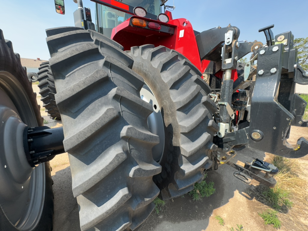 2023 Case IH Steiger 370 AFS Tractor