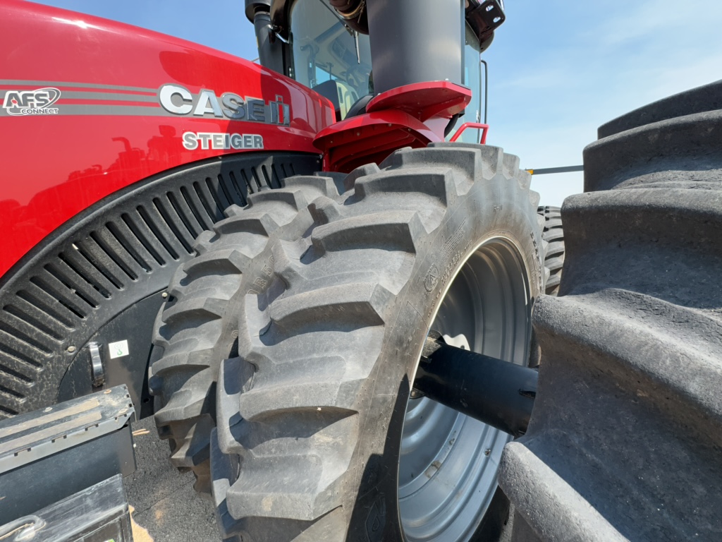 2023 Case IH Steiger 370 AFS Tractor