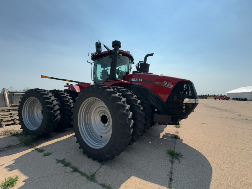 2023 Case IH Steiger 370 AFS Tractor