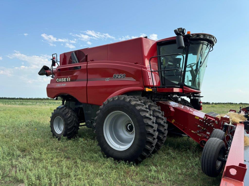 2024 Case IH 8250 Combine