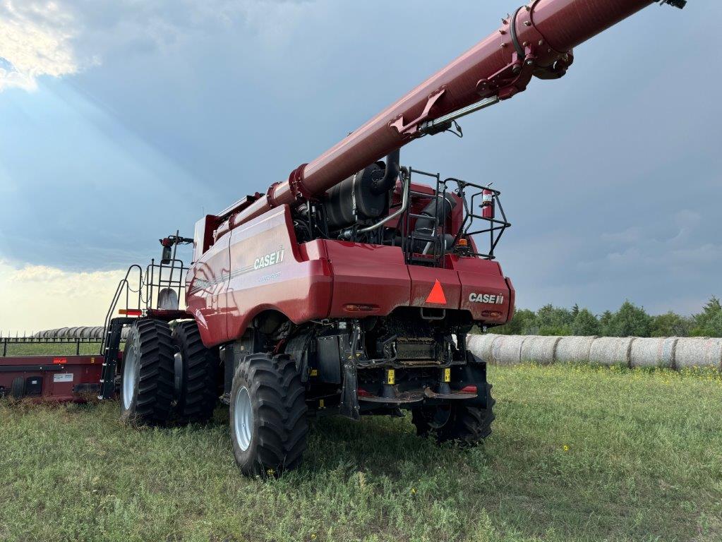 2024 Case IH 8250 Combine