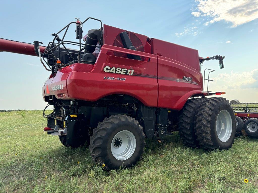 2024 Case IH 8250 Combine