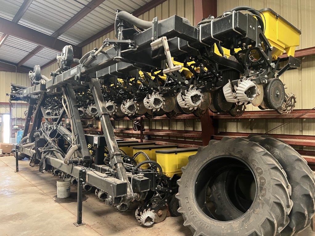 2017 Misc 24R30 Planter