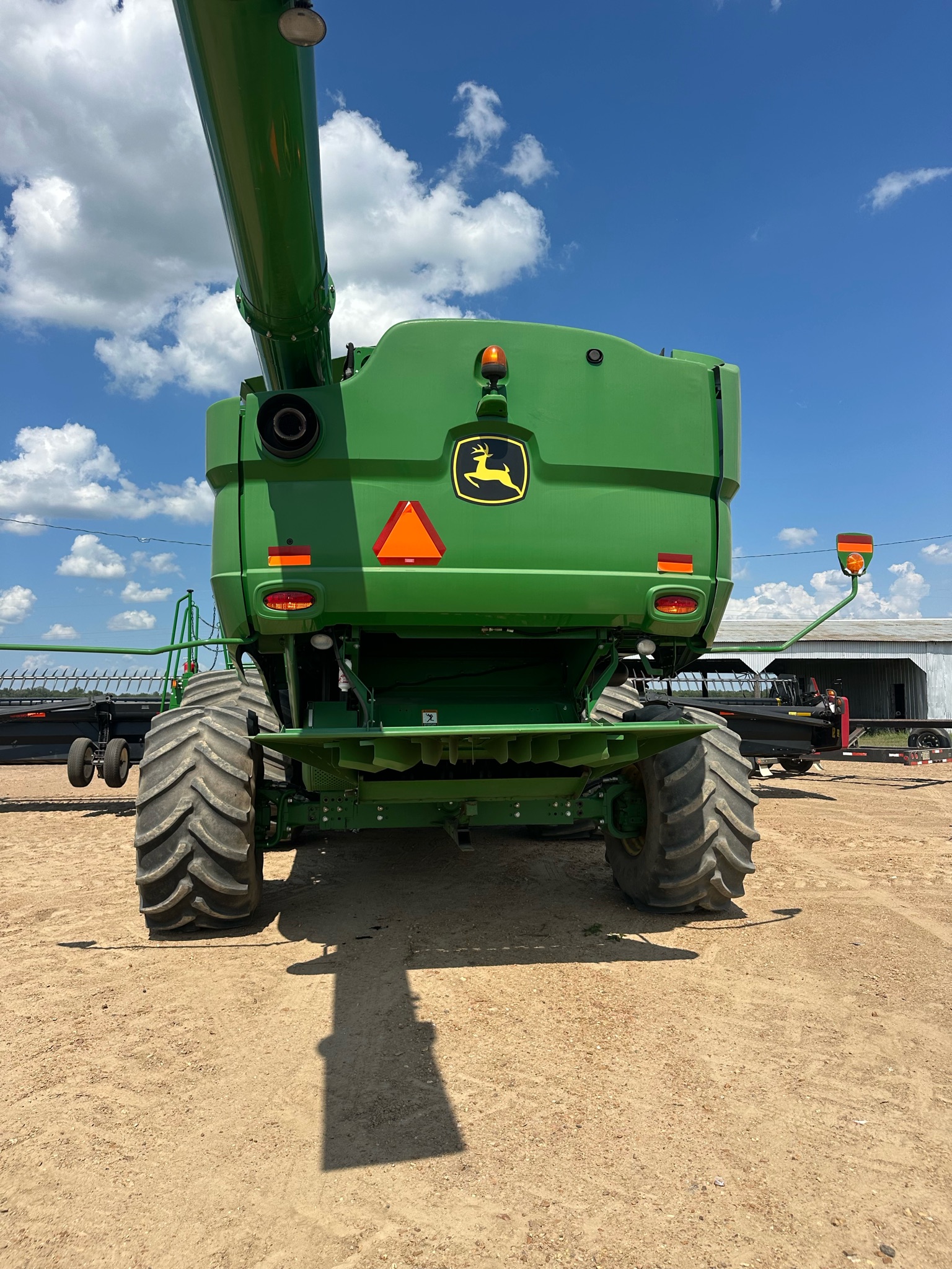 2017 John Deere S680 Combine