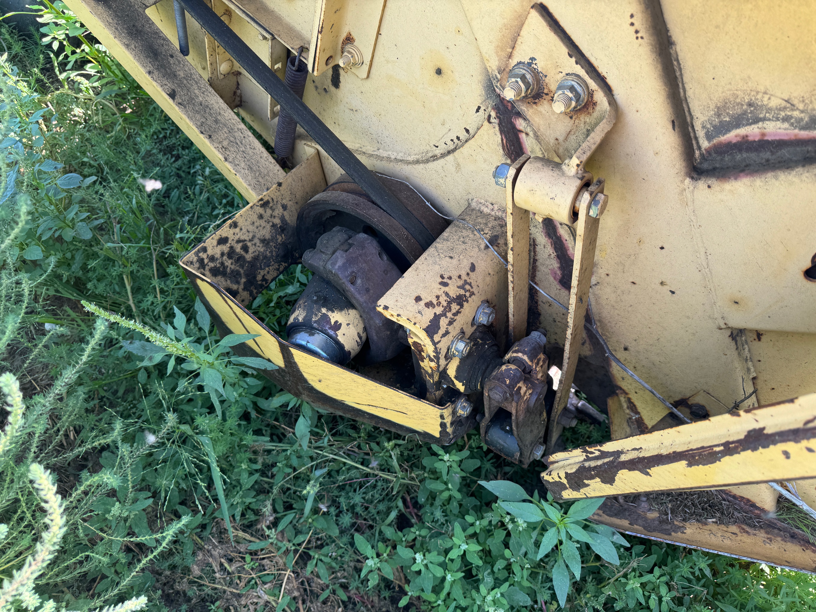 1998 New Holland 1475 Mower Conditioner