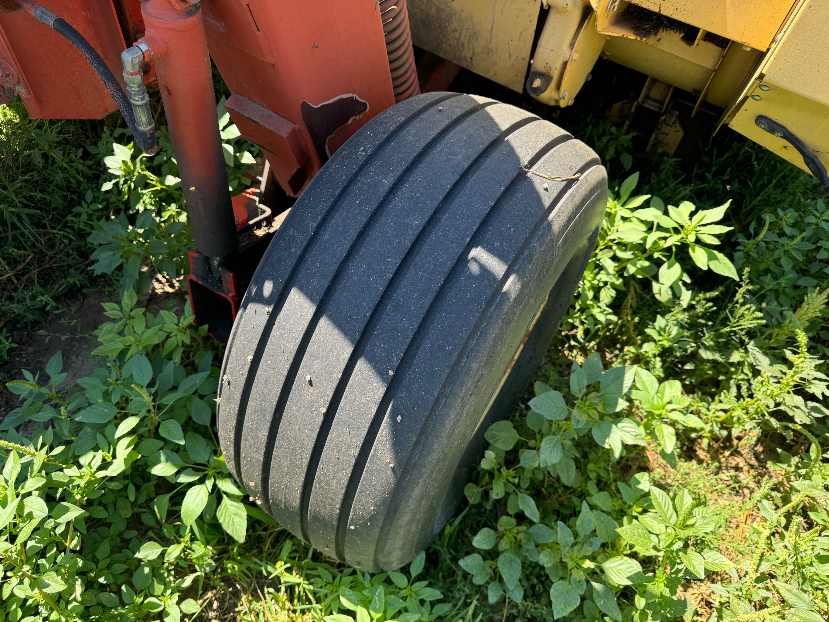 1998 New Holland 1475 Mower Conditioner