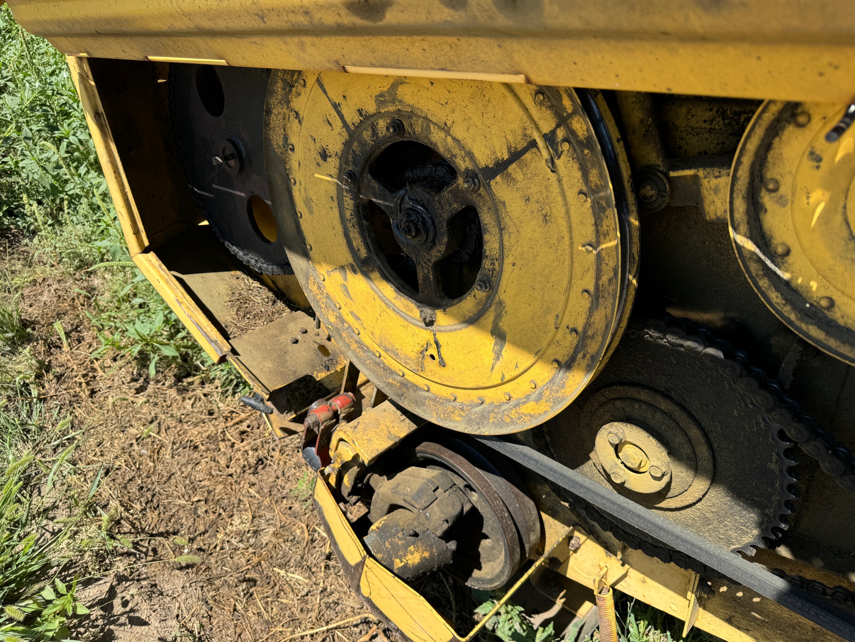 1998 New Holland 1475 Mower Conditioner