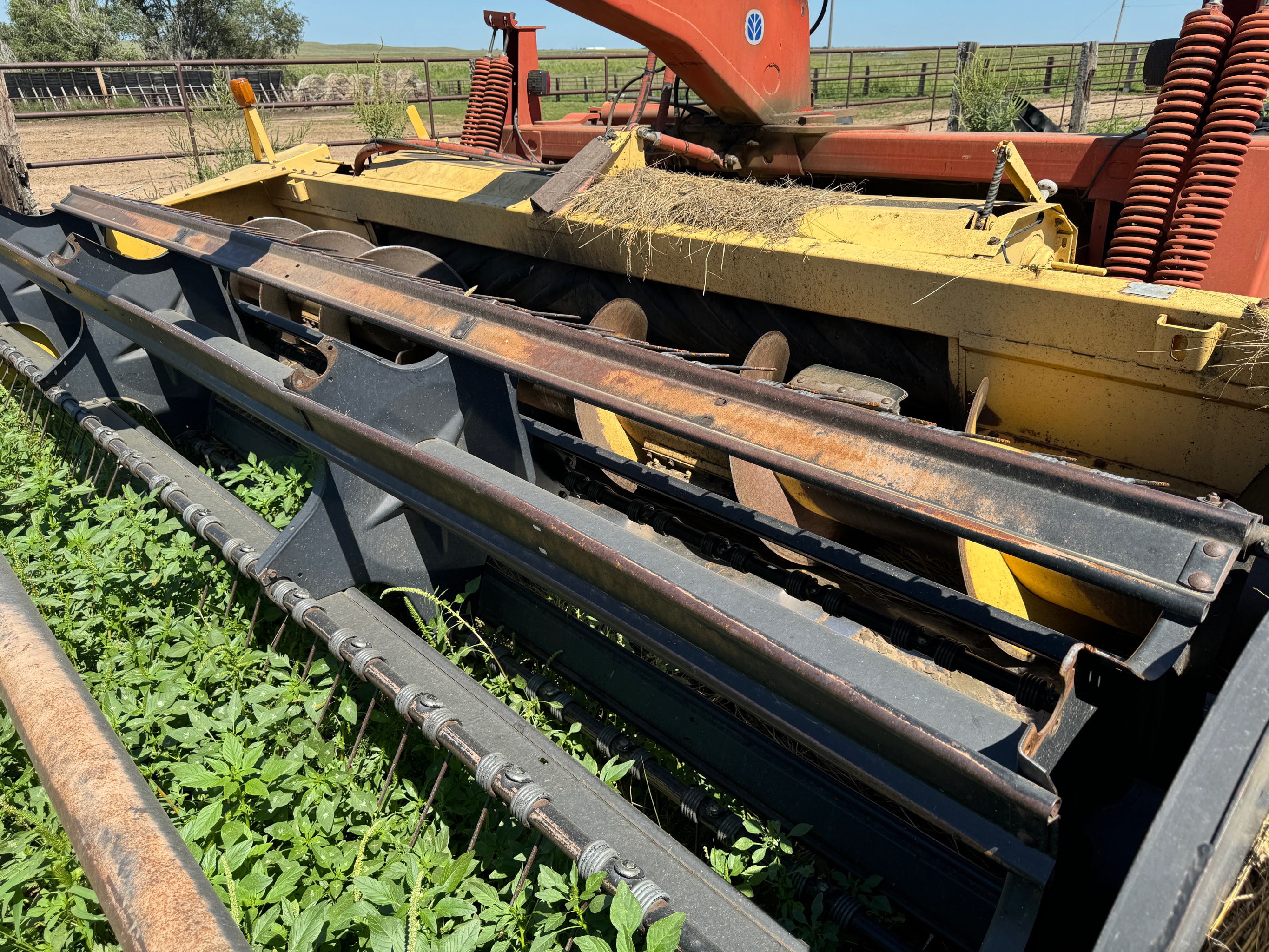 1998 New Holland 1475 Mower Conditioner