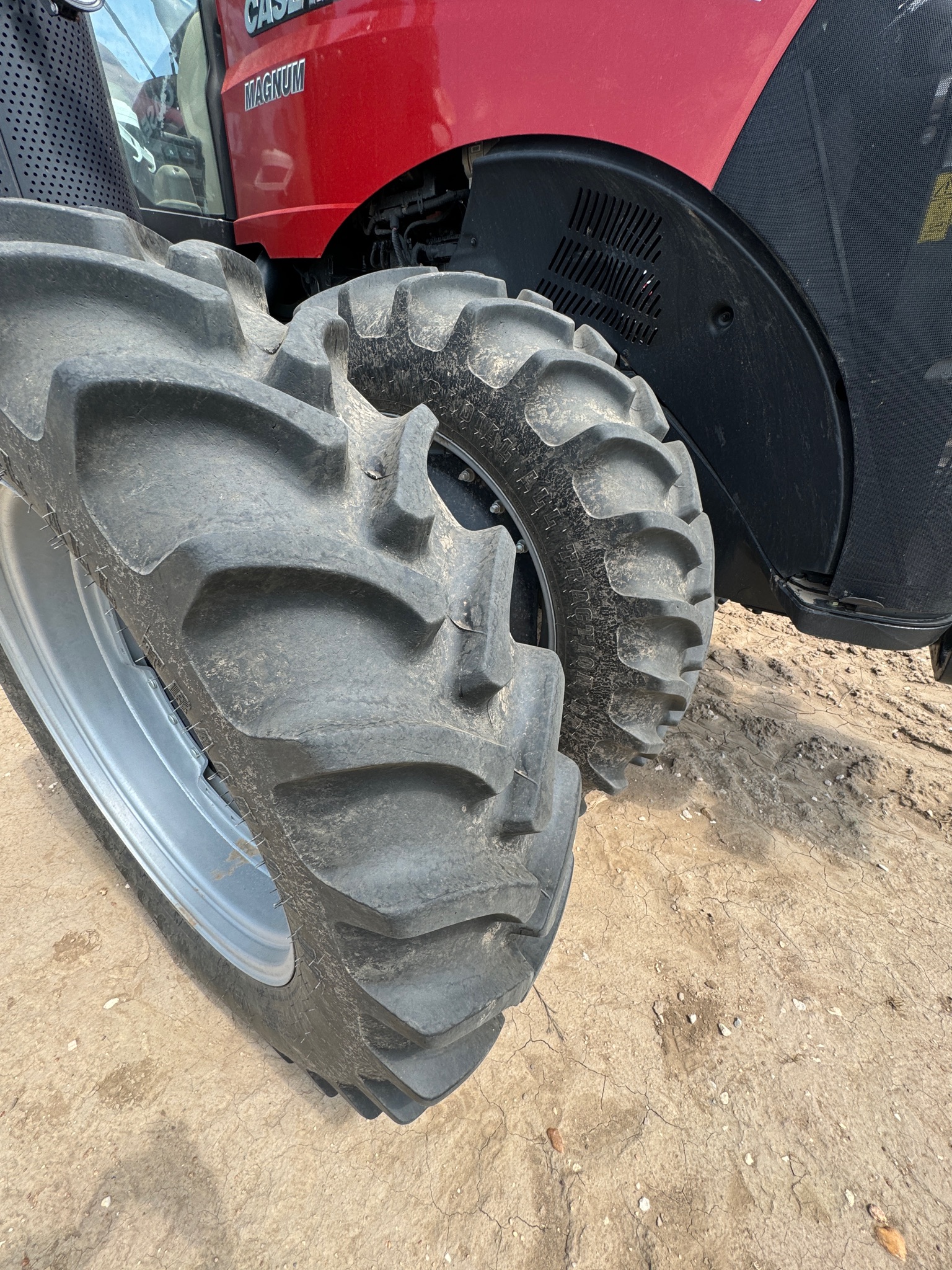 2023 Case IH Magnum 310 AFS Tractor