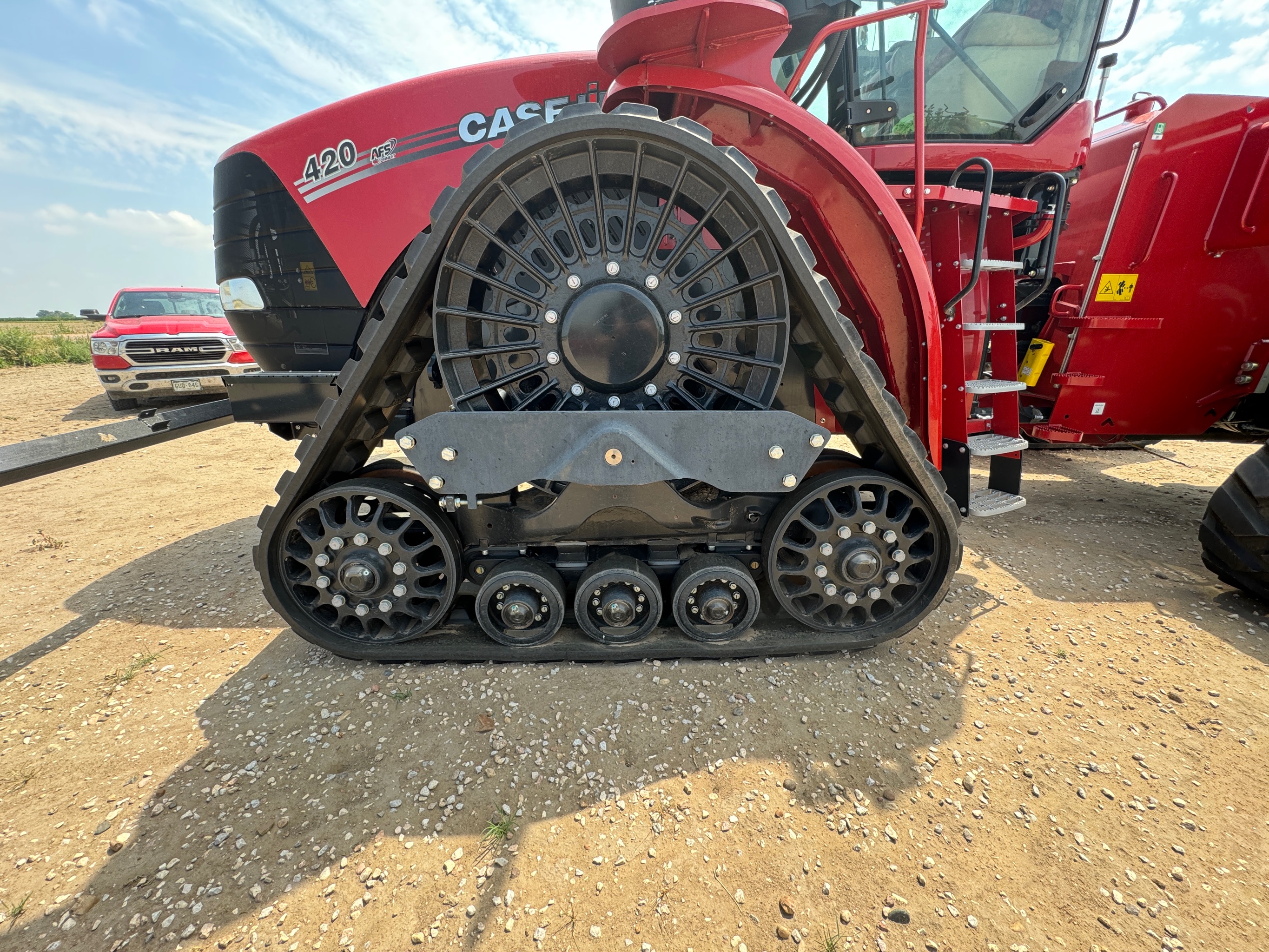 2023 Case IH Steiger 420 AFS Row Tractor