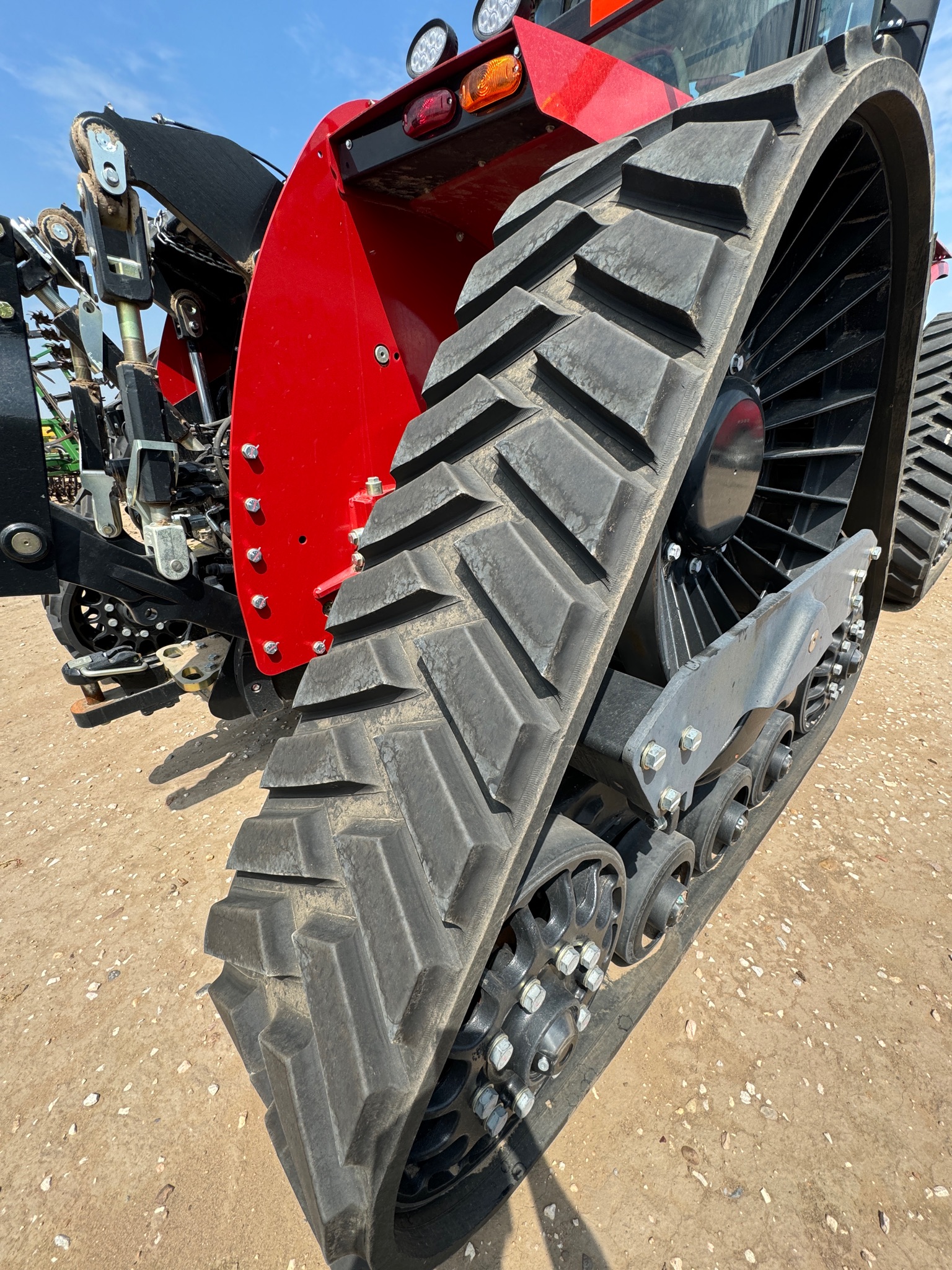 2023 Case IH Steiger 420 AFS Row Tractor